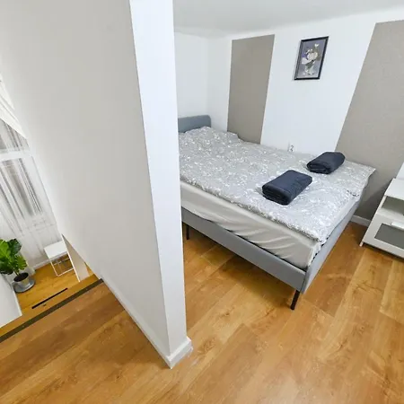 Charming Apartment In Damjanich Str., Lucas Budapest Exterior photo