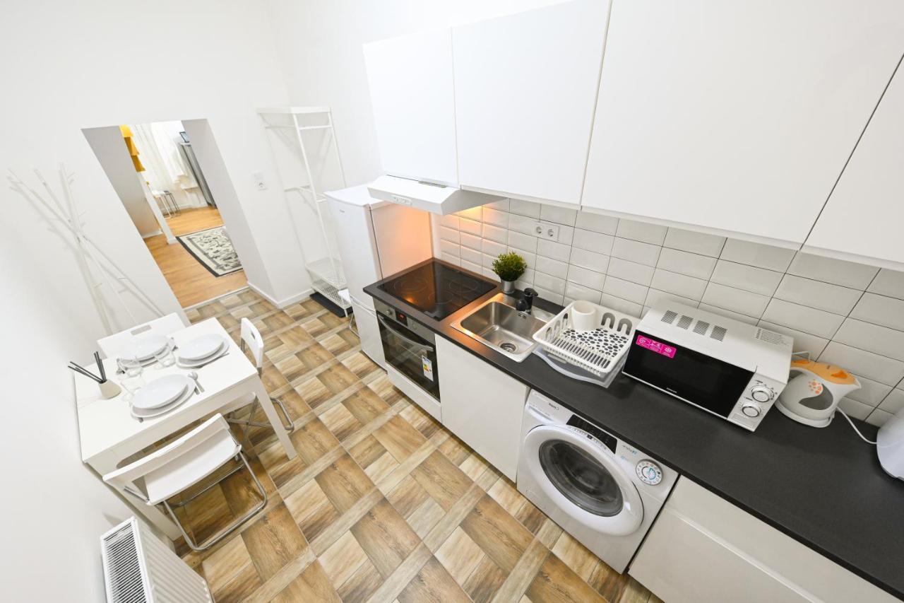 Apartmán Charming In Damjanich Str., Lucas *